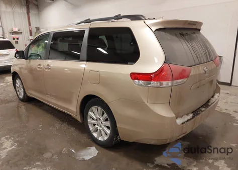 2011 Toyota Sienna Xle из США, поврежденный, VIN 5TDDK3DC9BS021589